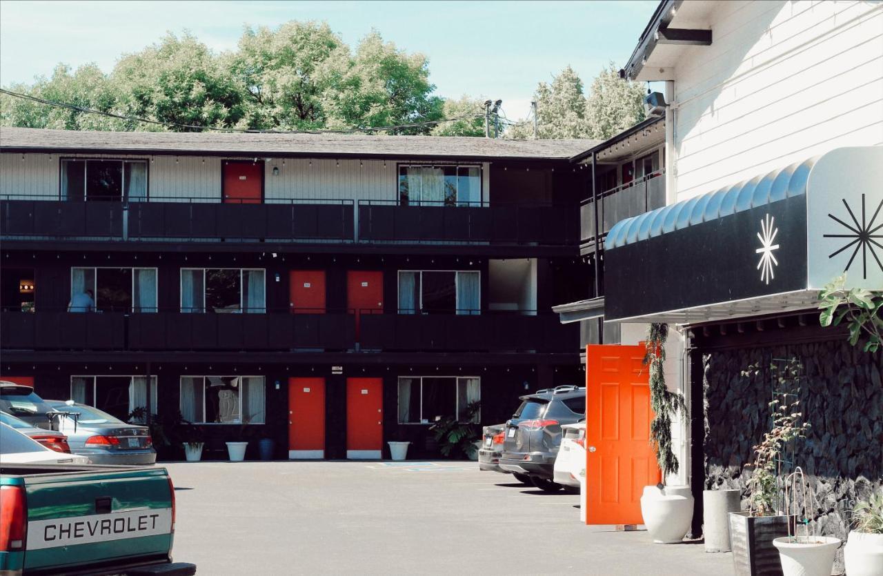 Hotel Corvallis Εξωτερικό φωτογραφία